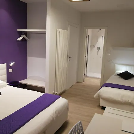 Color فندق مبيت وإفطار 4*