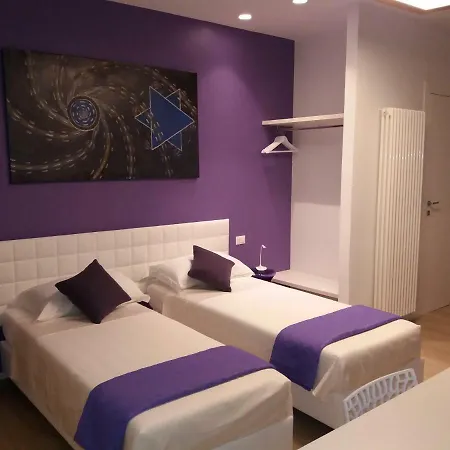 فندق مبيت وإفطار Color 4*